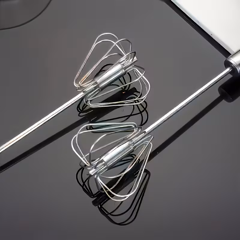Hand mixer 